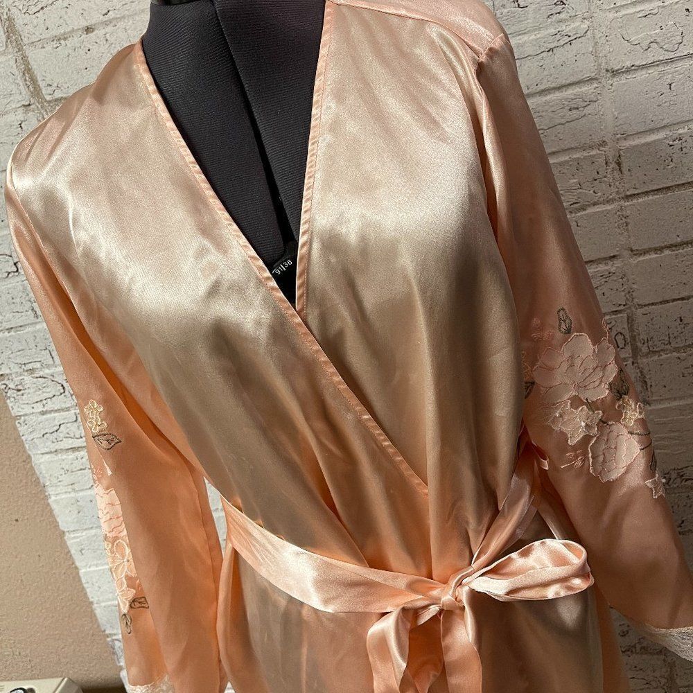 Madison Studio Peach Robe Medium